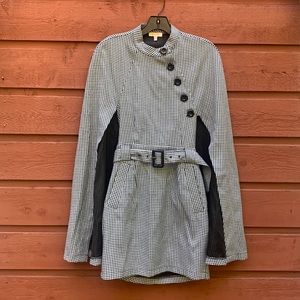 Dress with a cape